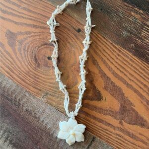 Elegant Floral Beaded Necklace